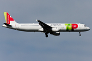 TAP Air Portugal Airbus A321-211 (CS-TJF) at  Milan - Malpensa, Italy