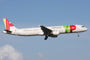 TAP Air Portugal Airbus A321-211 (CS-TJF) at  Amsterdam - Schiphol, Netherlands