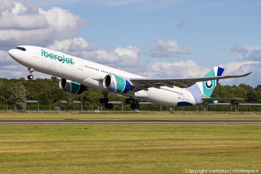 Iberojet Airbus A330-941N (CS-TKH) | Photo 517553