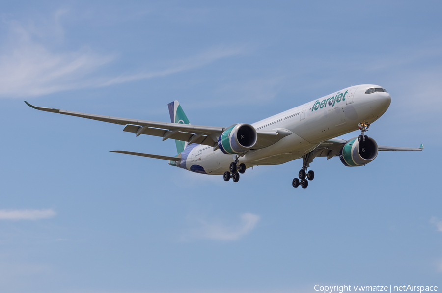 Iberojet Airbus A330-941N (CS-TKH) | Photo 519434
