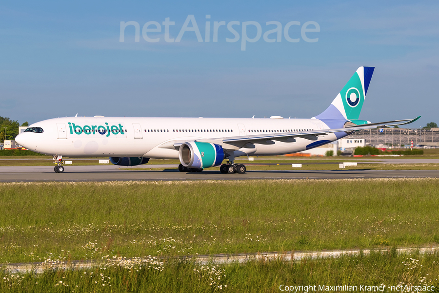 Iberojet Airbus A330-941N (CS-TKH) | Photo 521578