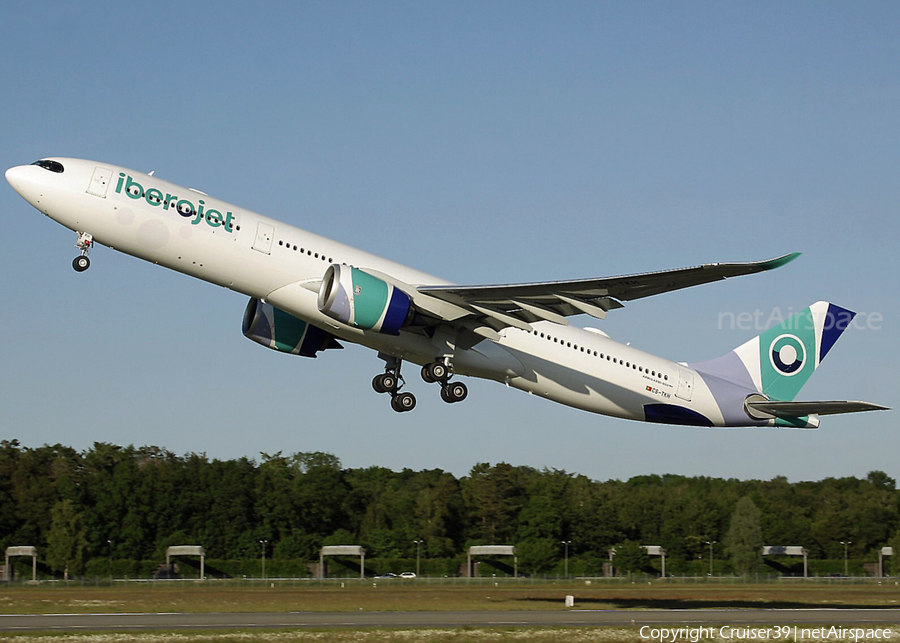 Iberojet Airbus A330-941N (CS-TKH) | Photo 527947