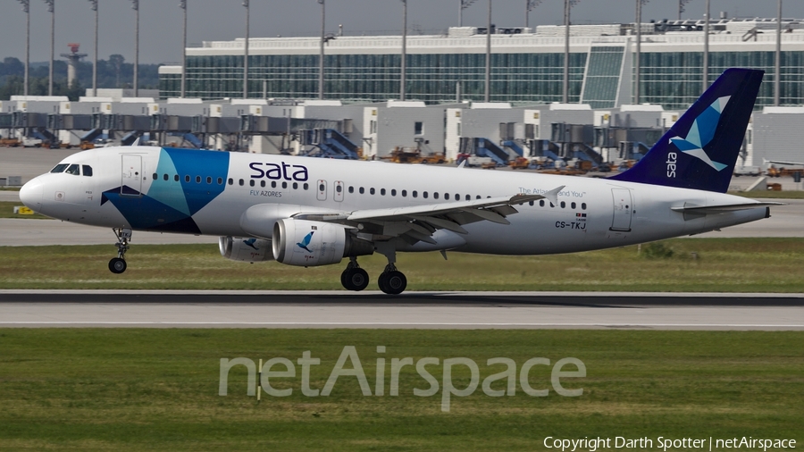 SATA International Airbus A320-212 (CS-TKJ) | Photo 229503