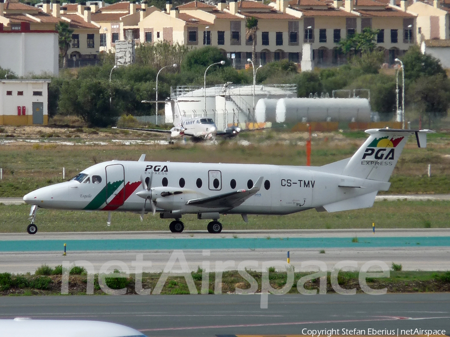 PGA Express Beech 1900D (CS-TMV) | Photo 662744