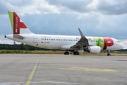 TAP Air Portugal Airbus A320-214 (CS-TMW) at  Cologne/Bonn, Germany