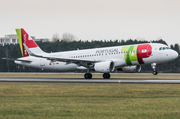 TAP Air Portugal Airbus A320-214 (CS-TMW) at  Hamburg - Fuhlsbuettel (Helmut Schmidt), Germany