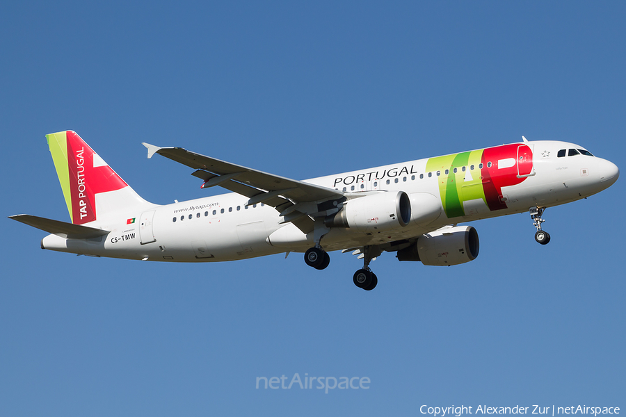 TAP Air Portugal Airbus A320-214 (CS-TMW) | Photo 393290