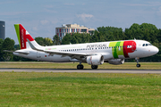 TAP Air Portugal Airbus A320-214 (CS-TMW) at  Hamburg - Fuhlsbuettel (Helmut Schmidt), Germany