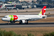 TAP Air Portugal Airbus A320-214 (CS-TNG) at  Lisbon - Portela, Portugal