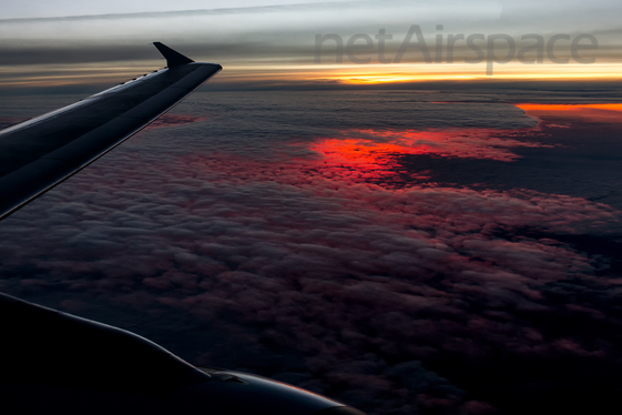 TAP Air Portugal Airbus A320-214 (CS-TNG) at  In Flight, France