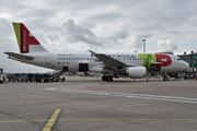 TAP Air Portugal Airbus A320-214 (CS-TNJ) at  Cologne/Bonn, Germany