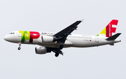 TAP Air Portugal Airbus A320-214 (CS-TNJ) at  Madrid - Barajas, Spain