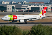 TAP Air Portugal Airbus A320-214 (CS-TNN) at  Lisbon - Portela, Portugal