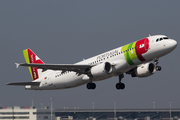 TAP Air Portugal Airbus A320-214 (CS-TNN) at  Brussels - International, Belgium