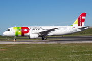 TAP Air Portugal Airbus A320-214 (CS-TNN) at  Lisbon - Portela, Portugal