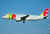 TAP Air Portugal Airbus A320-214 (CS-TNN) at  Oslo - Gardermoen, Norway