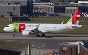 TAP Air Portugal Airbus A320-214 (CS-TNQ) at  Hamburg - Fuhlsbuettel (Helmut Schmidt), Germany