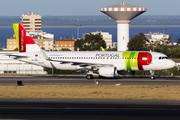 TAP Air Portugal Airbus A320-214 (CS-TNQ) at  Lisbon - Portela, Portugal