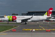 TAP Air Portugal Airbus A320-214 (CS-TNR) at  Hamburg - Fuhlsbuettel (Helmut Schmidt), Germany