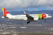 TAP Air Portugal Airbus A320-214 (CS-TNR) at  Tenerife Sur - Reina Sofia, Spain