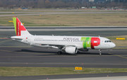 TAP Air Portugal Airbus A320-214 (CS-TNR) at  Dusseldorf - International, Germany
