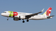 TAP Air Portugal Airbus A320-214 (CS-TNS) at  Barcelona - El Prat, Spain