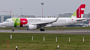 TAP Air Portugal Airbus A320-214 (CS-TNS) at  Dusseldorf - International, Germany