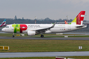 TAP Air Portugal Airbus A320-214 (CS-TNU) at  Hamburg - Fuhlsbuettel (Helmut Schmidt), Germany