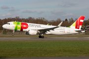 TAP Air Portugal Airbus A320-214 (CS-TNU) at  Hamburg - Fuhlsbuettel (Helmut Schmidt), Germany