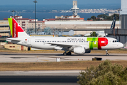 TAP Air Portugal Airbus A320-214 (CS-TNU) at  Lisbon - Portela, Portugal