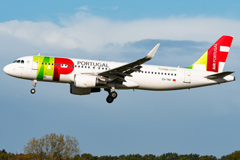 TAP Air Portugal Airbus A320-214 (CS-TNV) at  Hamburg - Fuhlsbuettel (Helmut Schmidt), Germany