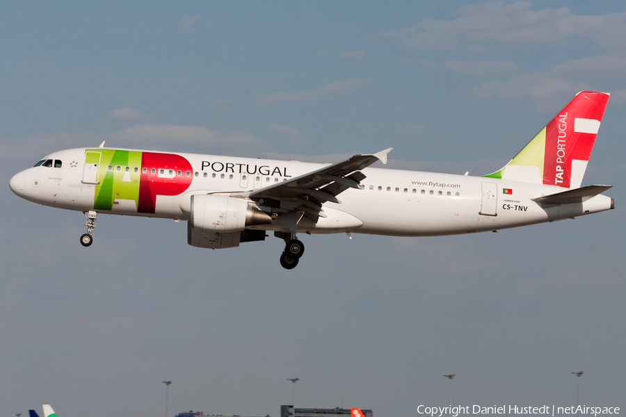TAP Air Portugal Airbus A320-214 (CS-TNV) | Photo 643081