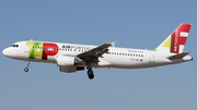 TAP Air Portugal Airbus A320-214 (CS-TNW) at  Barcelona - El Prat, Spain