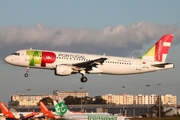TAP Air Portugal Airbus A320-214 (CS-TNX) at  Lisbon - Portela, Portugal