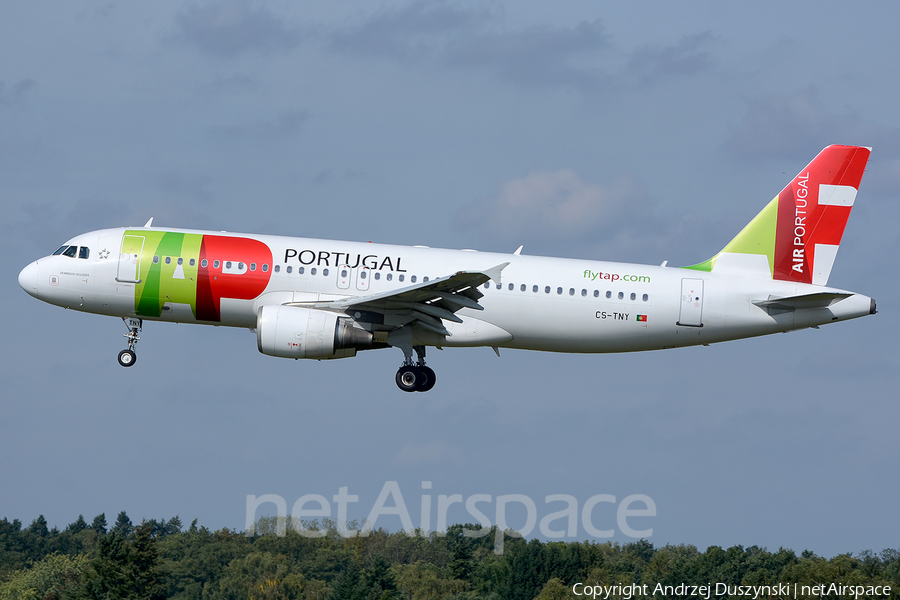 TAP Air Portugal Airbus A320-214 (CS-TNY) | Photo 300224