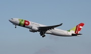 TAP Air Portugal Airbus A330-223 (CS-TOF) at  Sao Paulo - Guarulhos - Andre Franco Montoro (Cumbica), Brazil
