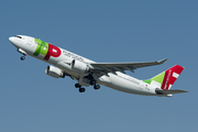 TAP Air Portugal Airbus A330-223 (CS-TOG) at  Barcelona - El Prat, Spain