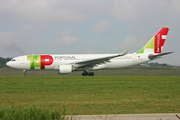 TAP Air Portugal Airbus A330-223 (CS-TOJ) at  Lisbon - Portela, Portugal