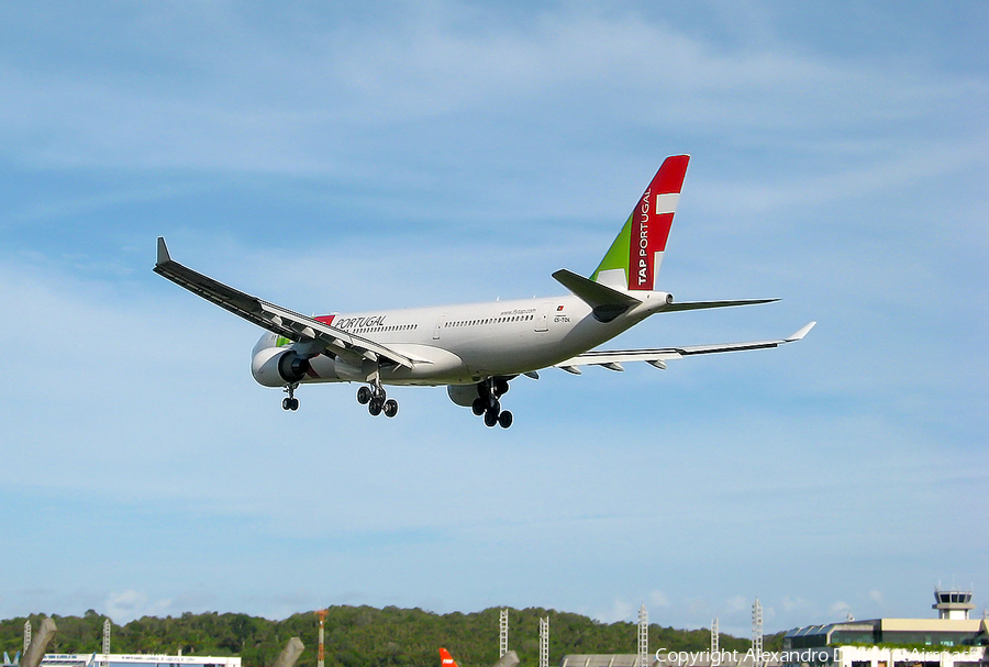 TAP Air Portugal Airbus A330-223 (CS-TOK) | Photo 495085