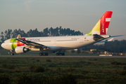 TAP Air Portugal Airbus A330-202 (CS-TOM) at  Porto, Portugal