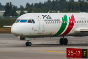Portugalia Fokker 100 (CS-TPB) at  Porto, Portugal
