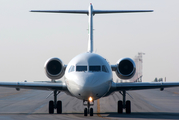 Portugalia Fokker 100 (CS-TPB) at  Porto, Portugal