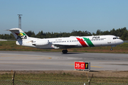 Portugalia Fokker 100 (CS-TPB) at  Porto, Portugal