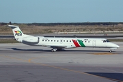 Portugalia Embraer ERJ-145EP (CS-TPN) at  Barcelona - El Prat, Spain