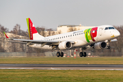 TAP Express (Portugalia) Embraer ERJ-190LR (ERJ-190-100LR) (CS-TPO) at  Hamburg - Fuhlsbuettel (Helmut Schmidt), Germany