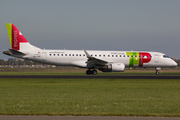 TAP Express (Portugalia) Embraer ERJ-190LR (ERJ-190-100LR) (CS-TPP) at  Amsterdam - Schiphol, Netherlands