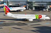 TAP Express (Portugalia) Embraer ERJ-190LR (ERJ-190-100LR) (CS-TPR) at  Dusseldorf - International, Germany