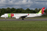 TAP Express (Portugalia) Embraer ERJ-190LR (ERJ-190-100LR) (CS-TPR) at  Hamburg - Fuhlsbuettel (Helmut Schmidt), Germany