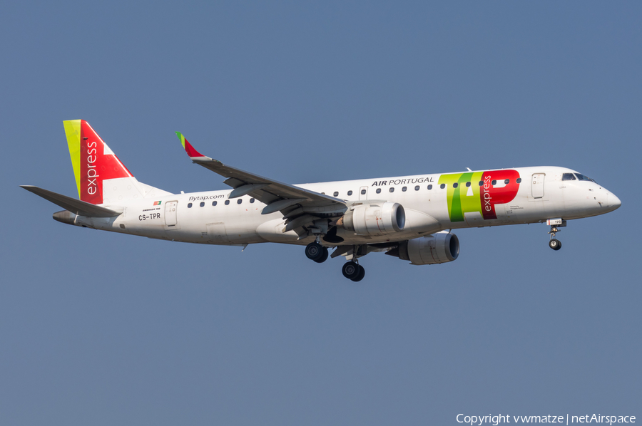 TAP Express (Portugalia) Embraer ERJ-190LR (ERJ-190-100LR) (CS-TPR) | Photo 518410