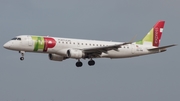 TAP Express (Portugalia) Embraer ERJ-190LR (ERJ-190-100LR) (CS-TPR) at  Lisbon - Portela, Portugal